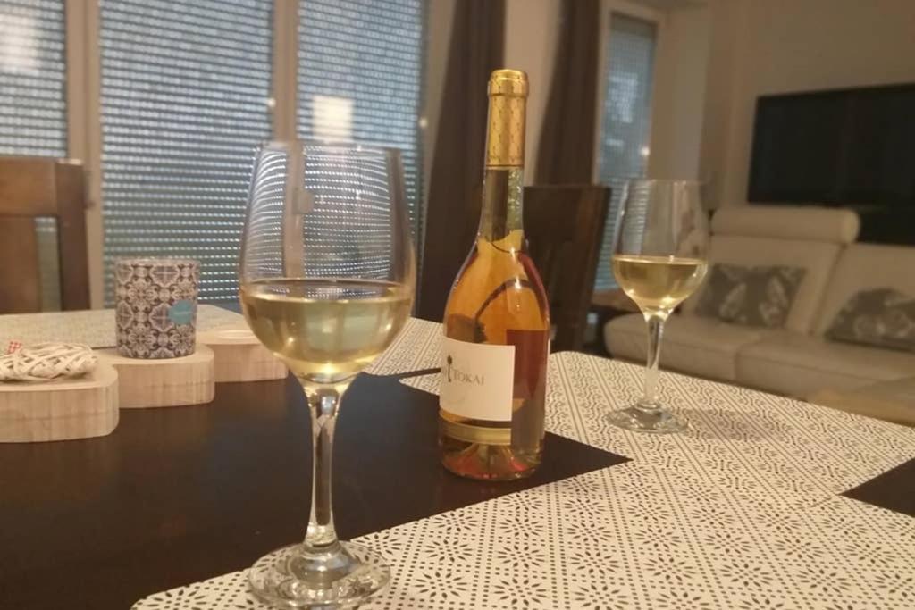 Toelgyerdo Apartman Kismaros Εξωτερικό φωτογραφία