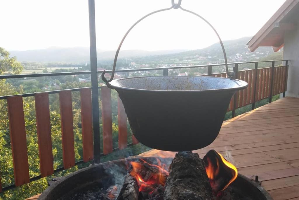 Toelgyerdo Apartman Kismaros Εξωτερικό φωτογραφία