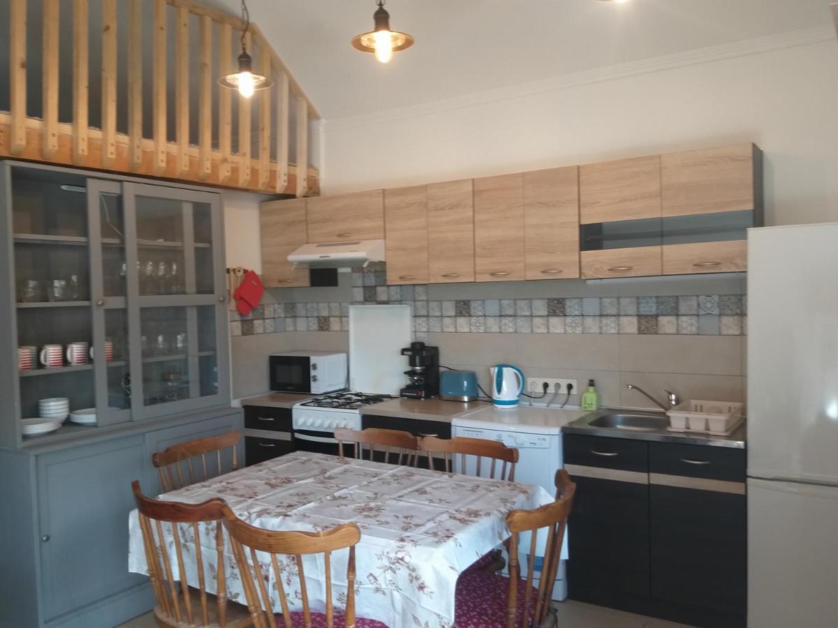 Toelgyerdo Apartman Kismaros Εξωτερικό φωτογραφία